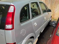Second-hand Opel Meriva 2005 Argintiu Monovolum