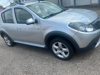 Gebraucht Dacia Sandero Stepway 86 PS (63 kW) 2010 Silber Kleinwagen
