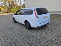 Gebraucht Ford Focus 116 PS (85 kW) 2010 Weiß Kombi