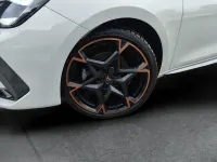 Gebraucht Cupra Leon 150 PS (110 kW) 2024 Grau Kleinwagen