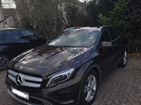 Gebraucht Mercedes GLA220 170 PS (125 kW) 2014 Braun SUV