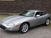 Gebraucht Jaguar XK 284 PS (208 kW) 2000 Silber Coupé