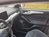 Gebraucht Ford Focus Active 120 PS (88 kW) 2019 Weiß Limousine