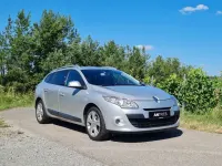 Gebraucht Renault Mégane GrandTour Dynamique 131 PS (96 kW) 2011 Platingrau Kombi