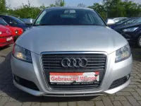 Gebraucht Audi A3 Attraction 125 PS (91 kW) 2009 Silber Kleinwagen