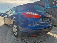 Gebraucht Ford Focus 101 PS (74 kW) 2014 Blau Kombi