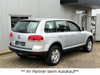 gebraucht VW Touareg V6 3.2 // LEDER-NAVI-XENON-AHK-TÜV NEU//