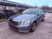 Gebraucht Mercedes E200 136 PS (100 kW) 2011 Silber Limousine
