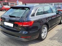 Gebraucht Audi A4 150 PS (110 kW) 2018 Schwarz Kombi