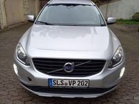 Gebraucht Volvo XC60 Ocean Race 150 PS (110 kW) 2016 Silber SUV