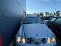 Gebraucht Mercedes E270 177 PS (130 kW) 2003 Silber Limousine