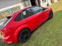 Gebraucht Ford Focus 101 PS (74 kW) 2008 Rot Limousine