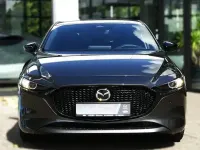 Neu Mazda 3 Homura-Line 140 PS (102 kW) 2025 Machine gray Limousine