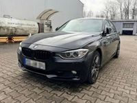 Gebraucht BMW 328 Basis 245 PS (180 kW) 2012 Schwarz Limousine