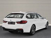 Gebraucht BMW 540 Shadowline 340 PS (250 kW) 2023 Weiß Kombi