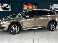 Gebraucht Volvo V60 CC Pro 150 PS (110 kW) 2018 Braun Kombi