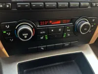 Gebraucht BMW 320 187 PS (137 kW) 2010 Schwarz Kombi