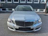 Gebraucht Mercedes E250 204 PS (150 kW) 2011 Silber Limousine