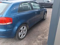 Second-hand Audi A3 140 CP (102 kW) 2003 Albastru Hatchback