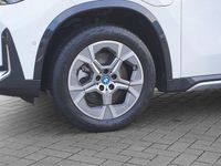 Gebraucht BMW X1 xLine 326 PS (239 kW) 2023 Alpinweiß uni SUV