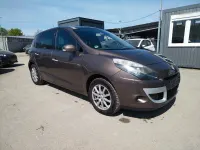 Gebraucht Renault Scénic III Dynamique 110 PS (80 kW) 2012 Braun Van / Kleinbus