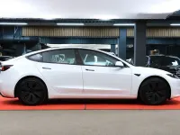 Gebraucht Tesla Model 3 366 kW (498 PS) 2024 Weiß Limousine