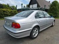 Gebraucht BMW 523 170 PS (125 kW) 1999 Silber Limousine