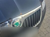 Gebraucht Skoda Superb 125 PS (91 kW) 2009 Schwarz Limousine