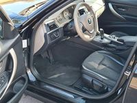 Gebraucht BMW 318 Comfort Edition 143 PS (105 kW) 2012 Schwarz Limousine