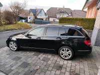 Gebraucht Mercedes C180 156 PS (114 kW) 2012 Schwarz Kombi