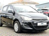 Gebraucht Hyundai i20 Edition 86 PS (63 kW) 2014 Schwarz Kleinwagen
