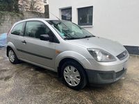 Gebraucht Ford Fiesta Trend 80 PS (58 kW) 2006 Silber Kleinwagen