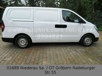 Gebraucht Hyundai H-1 116 PS (85 kW) 2015 Weiß Van / Kleinbus