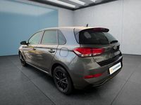 Gebraucht Hyundai i30 160 PS (117 kW) 2021 Grau Kleinwagen