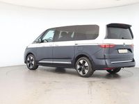 Neu VW Multivan Edition 150 PS (110 kW) 2026 Candy weiss / starlight blue Van