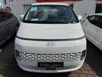 Neu Hyundai Staria Trend 224 PS (164 kW) 2025 Abyss black Van / Kleinbus