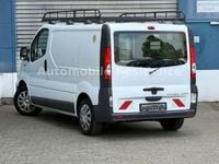 Second-hand Opel Vivaro 114 CP (83 kW) 2014 Alb Monovolum
