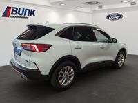 Gebraucht Ford Kuga Titanium 224 PS (164 kW) 2022 Frostweiß SUV