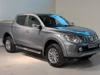 Gebraucht Mitsubishi L200 Top 181 PS (133 kW) 2016 Grau Pickup