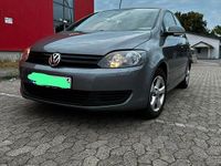 Gebraucht VW Golf VI 105 PS (77 kW) 2011 Silber Kleinwagen