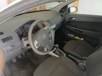 Gebraucht Opel Astra 90 PS (66 kW) 2009 Weiß Limousine