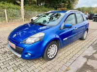 Gebraucht Renault Clio GrandTour Dynamique 101 PS (74 kW) 2010 Blau Kombi