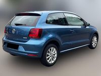 Gebraucht VW Polo LOUNGE 75 PS (55 kW) 2016 Blau Kleinwagen
