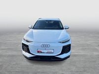 Gebraucht Audi Q6 e-tron Advanced Plus 185 kW (252 PS) 2025 Gletscherweiß metallic SUV