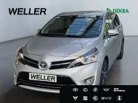 Gebraucht Toyota Verso Edition-S 147 PS (108 kW) 2017 Silber Van / Kleinbus