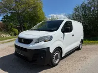 Gebraucht Peugeot Expert Premium 116 PS (85 kW) 2018 Weiß Van
