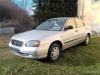 Gebraucht Suzuki Baleno 86 PS (63 kW) 1999 Silber Limousine