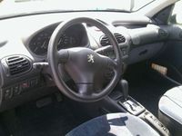 Gebraucht Peugeot 206 109 PS (80 kW) 2001 Silber metallic Limousine