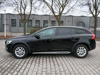 Gebraucht Volvo V60 CC 190 PS (139 kW) 2016 Schwarz Kombi