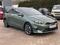 Neu Kia Ceed 140 PS (102 kW) 2025 Grün Kleinwagen